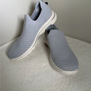 Skechers Women's Sneakers Size 8 5